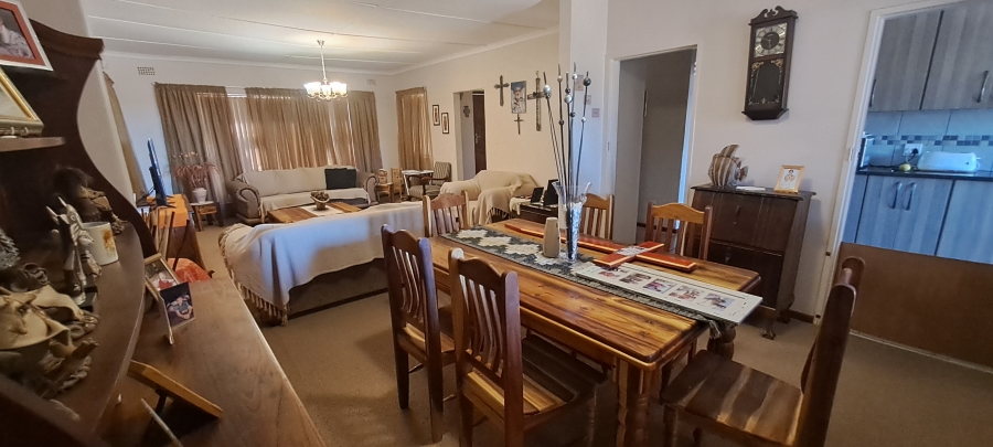 3 Bedroom Property for Sale in Vredenburg Western Cape